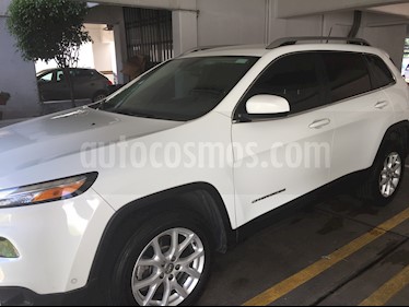 foto Jeep Cherokee Latitude usado (2015) color Blanco precio $245,000