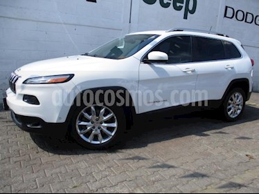 Foto Jeep Cherokee 5p Limited 4x2 L4/2.4 Aut usado (2015) color Blanco precio $330,000