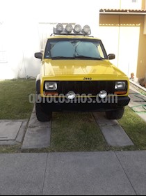 Jeep Cherokee Sport 4X4 usado (1999) color Naranja precio $85,000