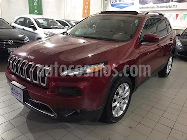 Jeep Cherokee Limited Plus usado (2017) color Rojo precio $363,000