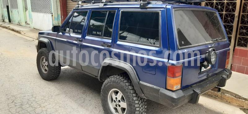 foto Jeep Cherokee Limited 3.7L Aut 4x4 usado (1992) color Azul precio BoF2.500