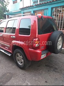 Jeep Cherokee Limited 4x4 usado (2005) color Rojo precio BoF4.500.000