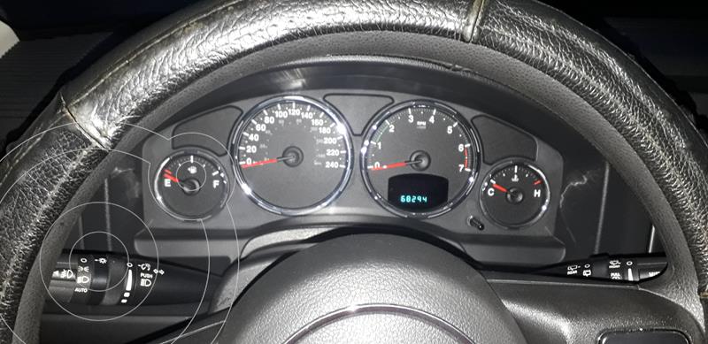 Jeep Cherokee Limited 3.7L Aut 4x4 usado (2014) color Plata precio u$s17.000