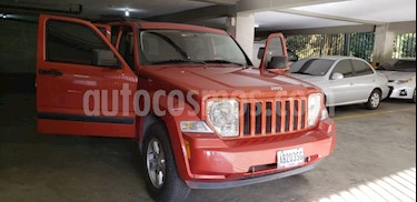Jeep Cherokee Classic Auto. 4x2 usado (2009) color Naranja precio u$s8.600