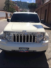Jeep Cherokee Sport 3.7L Aut 4x4 usado (2012) color Blanco precio u$s8.500