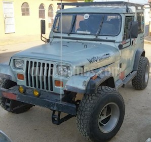 Jeep CJ7 TECHO DURO usado (1990) color Azul precio u$s2.500