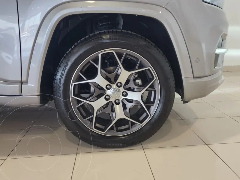 jeep commander