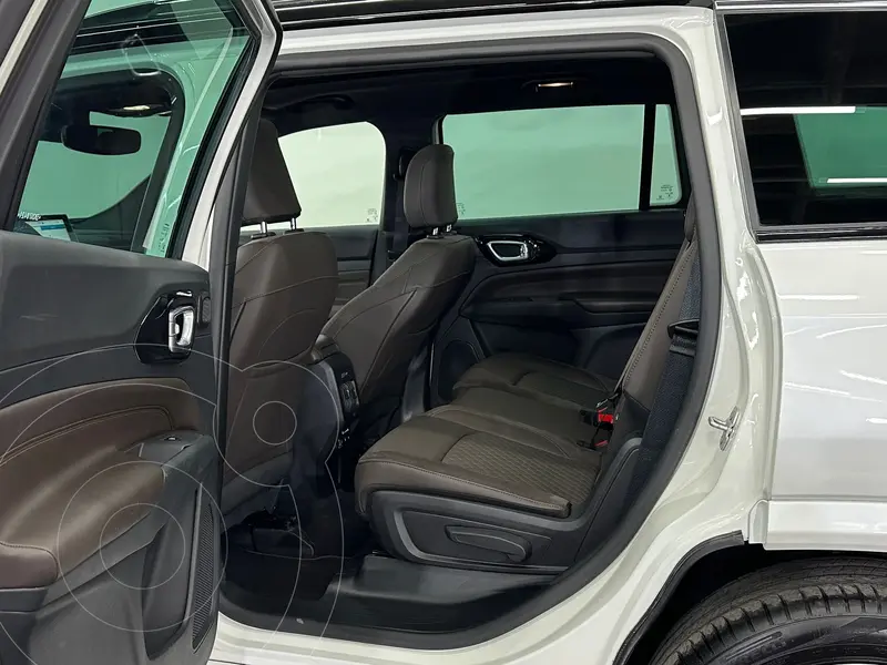 jeep commander