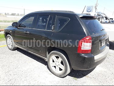 foto Jeep Compass 2.4 4x4 Sport Aut usado (2007) color Negro precio $330.000
