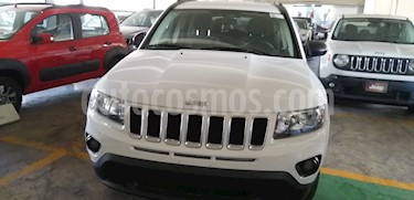 Foto venta Auto usado Jeep Compass 4x2 Latitude (2015) color Blanco precio $300,000