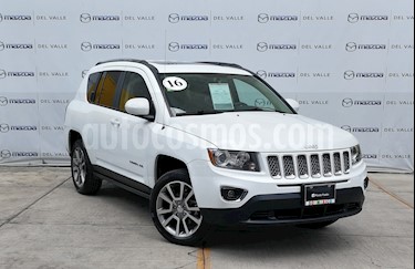 foto Jeep Compass 4x2 Limited Aut usado (2016) color Blanco precio $280,000