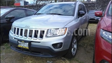 foto Jeep Compass 4x4 Limited Premium CVT Nav usado (2013) color Plata precio $185,000