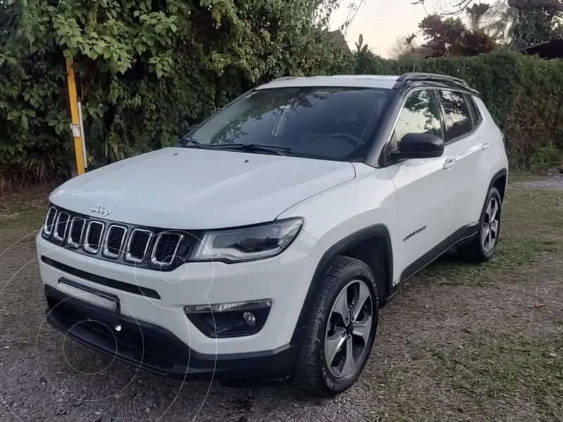 Foto Jeep Compass 2.4 4x4 Longitude Aut usado (2018) color Blanco precio $29.000.000