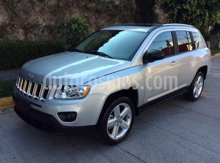 foto Jeep Compass 2.4L Limited usado (2012) color Gris precio $35.000.000