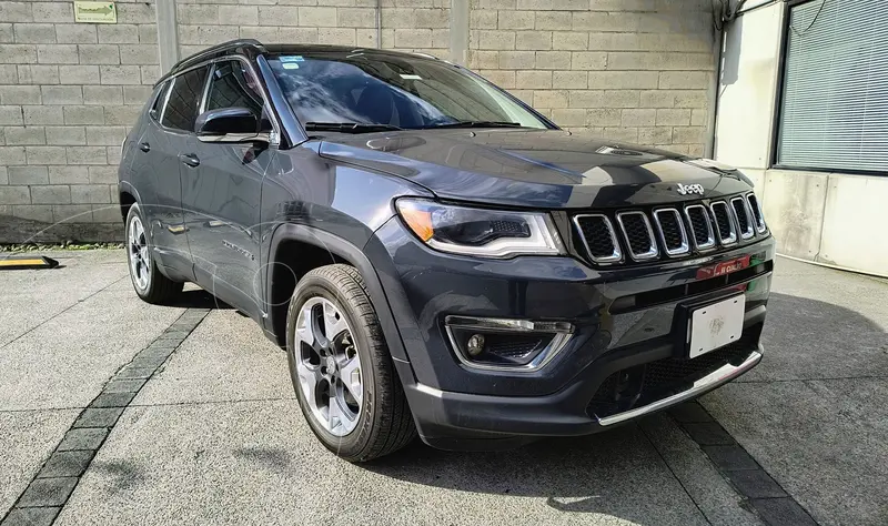 Jeep Compass Limited Premium usado (2018) color Azul Marino precio $330,000