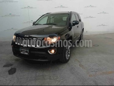 foto Jeep Compass 5p Limited 4x2 L4/2.4 Aut usado (2016) color Negro precio $255,000