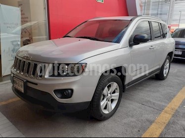 foto Jeep Compass 5P LATITUDE TM5 A/AC. DVD RA-17 usado (2014) color Gris precio $175,000
