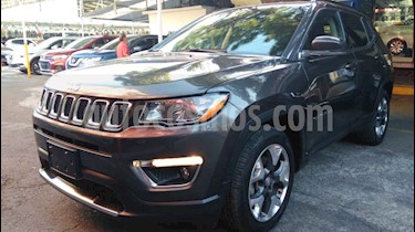 foto Jeep Compass 4x2 Latitude usado (2018) color Gris precio $339,800