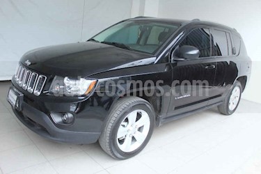 foto Jeep Compass 5p Latitud 4x2 L4/2.4 Man usado (2014) color Negro precio $175,000