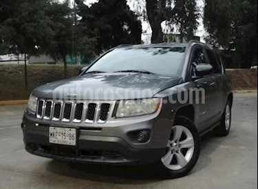foto Jeep Compass 4x2 Sport usado (2012) color Gris precio $168,000