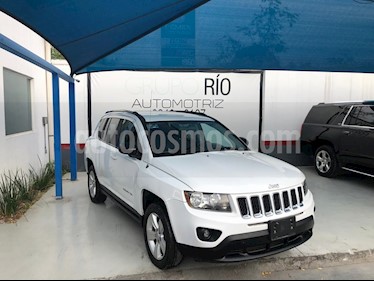 Jeep Compass 4x2 Latitude usado (2014) color Blanco precio $185,000