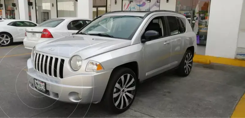 Foto Jeep Compass 4x2 Limited CVT usado (2010) color Plata precio $169,000