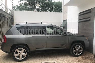Jeep Compass Limited Premium usado (2013) color Gris precio $155,000