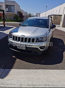 Jeep Compass 4x2 Latitude Aut usado (2014) color Plata precio $184,000
