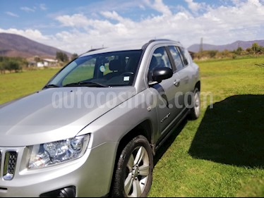 foto Jeep Compass Sport 4x4 usado (2011) color Gris precio $5.850.000