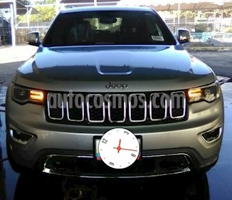 Jeep Grand Cherokee 4x4 usado (2017) color Bronce precio BoF35.000