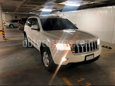 foto Jeep Grand Cherokee Laredo 4x2 3.6L V6 Lujo usado (2011) color Blanco precio $214,000
