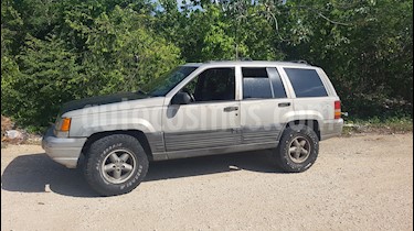 Jeep Grand Cherokee Laredo 4X4 Aut usado (1998) color Gris precio $45,000