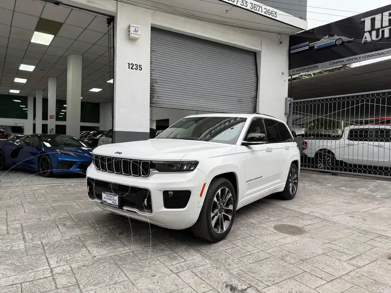 Foto Jeep Grand Cherokee Overland 4x4 usado (2022) color Blanco financiado en mensualidades(enganche $190,000 mensualidades desde $26,557)