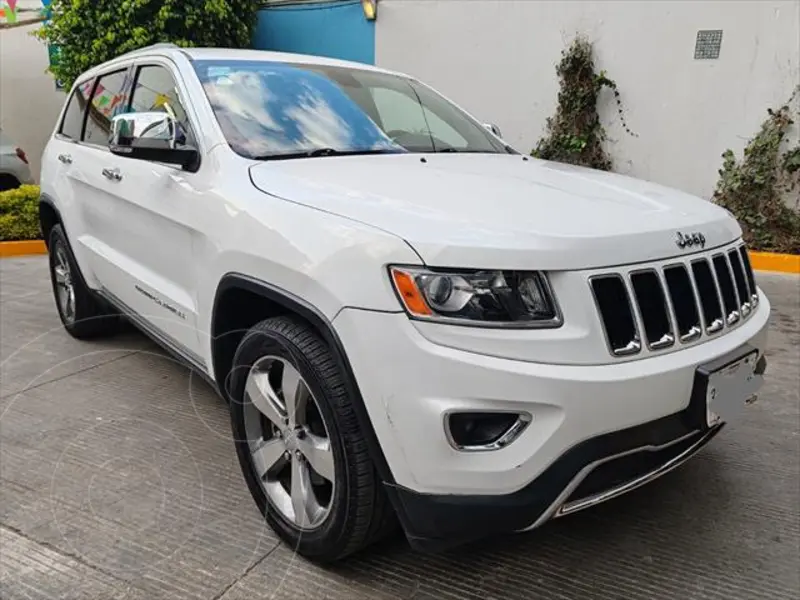 Foto Jeep Grand Cherokee Limited Lujo 3.6L 4x2 usado (2015) color Blanco precio $296,000