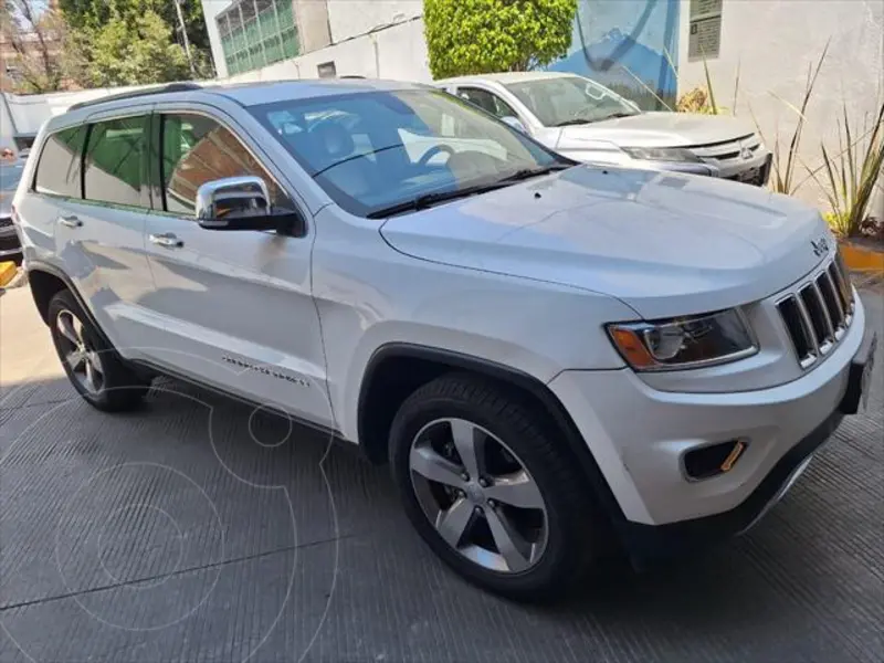 Foto Jeep Grand Cherokee Limited Lujo 3.6L 4x2 usado (2015) color Blanco precio $296,000