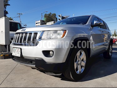 Jeep Grand Cherokee Limited Premium 4x2 5.7L V8 Navegacion usado (2012) color Plata precio $235,000