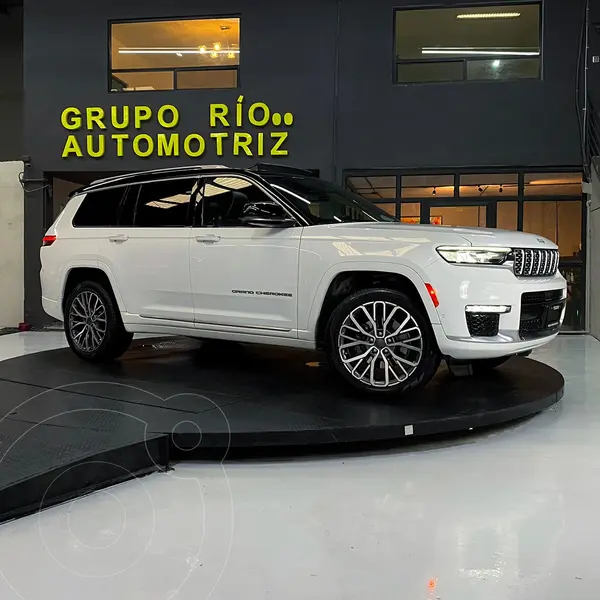 Foto Jeep Grand Cherokee L Summit Reserve 4x4 usado (2021) color Blanco financiado en mensualidades(enganche $122,255 mensualidades desde $25,776)