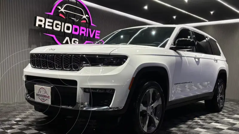 Foto Jeep Grand Cherokee L limited usado (2024) color Blanco precio $1,099,000