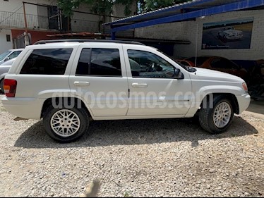 Jeep Grand Cherokee Limited 4X4 4.7L V8 usado (2004) color Blanco precio $88,000