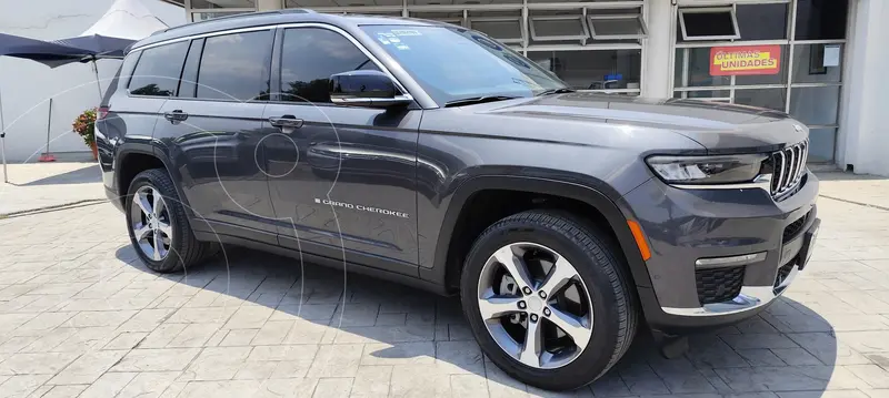 Foto Jeep Grand Cherokee L limited usado (2024) color Negro Diamante financiado en mensualidades(enganche $307,893 mensualidades desde $25,834)