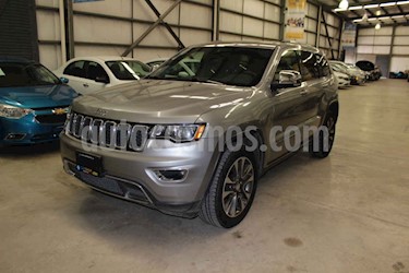 foto Jeep Grand Cherokee Limited Navegación 4x2 3.6L V6 usado (2017) color Gris precio $449,800