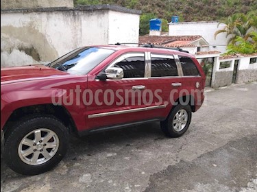 Jeep Grand Cherokee Limited 4.7L Aut 4x2 usado (2006) color Rojo precio u$s4.800