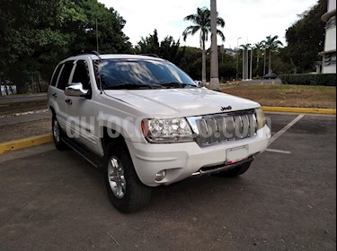 Jeep Grand Cherokee Limited 4.7L Aut 4x4 usado (2005) color Blanco precio u$s3.600