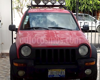 foto Jeep Liberty Limited 4X2 usado (2004) color Rojo precio $68,000