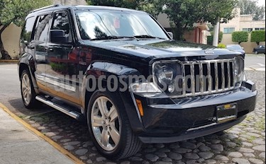 Foto venta Auto usado Jeep Liberty Limited Jet 4x2 MyGiG Navegacion (2012) color Negro precio $205,000