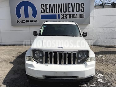 Foto venta Auto Seminuevo Jeep Liberty Limited JET 4x2 (2013) color Blanco precio $185,000