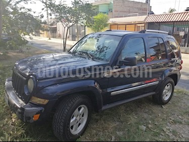 foto Jeep Liberty Limited 4X2 usado (2007) color Azul precio $85,000
