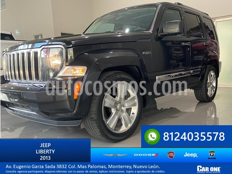 Jeep Liberty Limited 4x2 usado (2013) color Plata precio $199,000