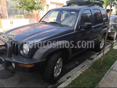 Foto Jeep Liberty Sport 4X4 usado (2002) color Azul precio $76,000