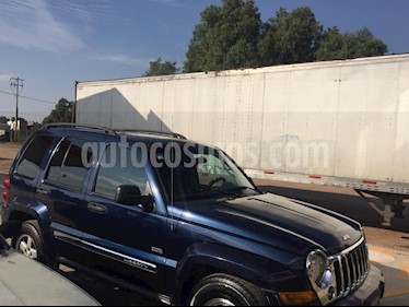 foto Jeep Liberty Sport 4X2 65° Aniversario usado (2006) color Azul precio $73,000
